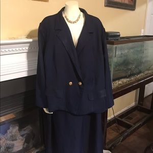 Plus size skirt suit
